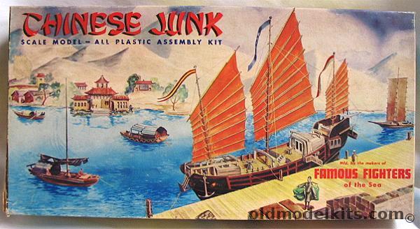 Aurora 1/68 Chinese Junk - Famous Fighters of the Sea, 430-249 plastic model kit